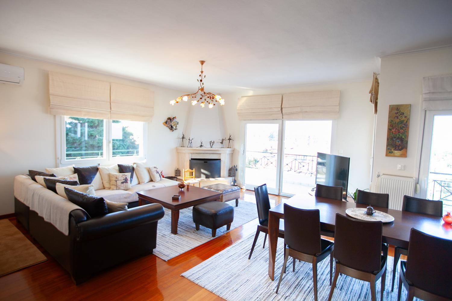 Rodon Apartment With Great View, Sauna And Jacuzzi リトコロン エクステリア 写真