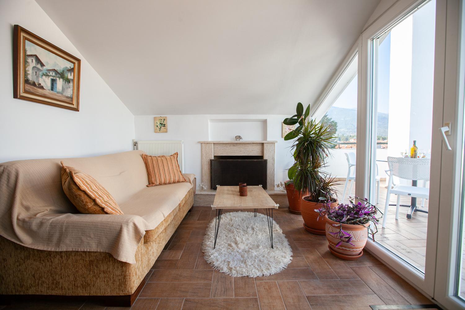 Rodon Apartment With Great View, Sauna And Jacuzzi リトコロン エクステリア 写真