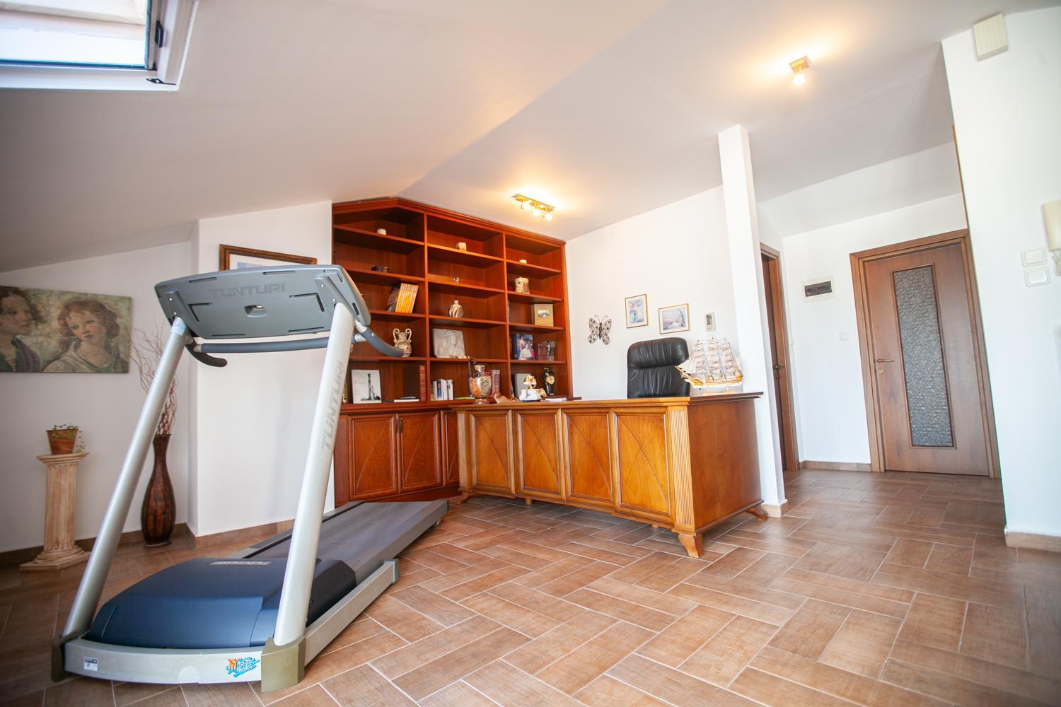 Rodon Apartment With Great View, Sauna And Jacuzzi リトコロン エクステリア 写真